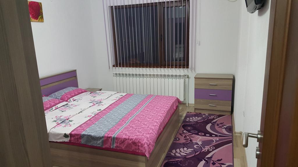 Д И В 1 - D & V 1 Apartment Sandanski Eksteriør bilde