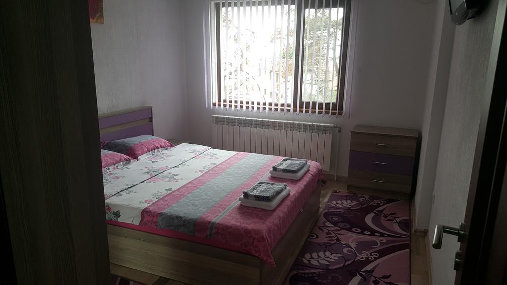 Д И В 1 - D & V 1 Apartment Sandanski Eksteriør bilde