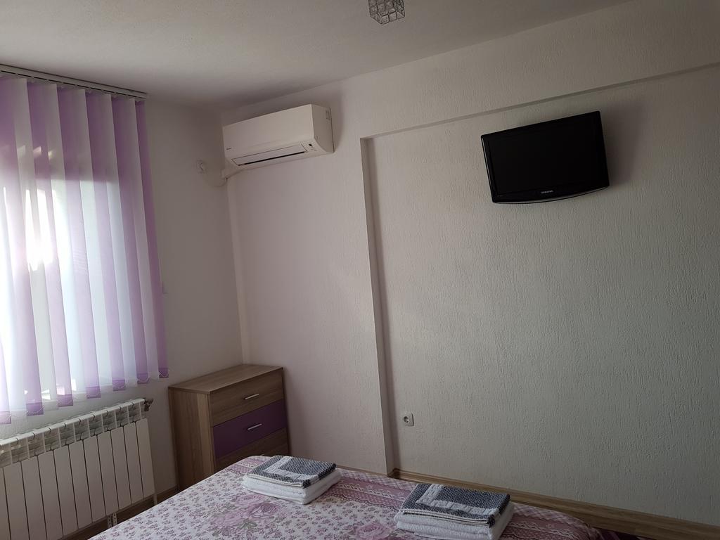 Д И В 1 - D & V 1 Apartment Sandanski Eksteriør bilde
